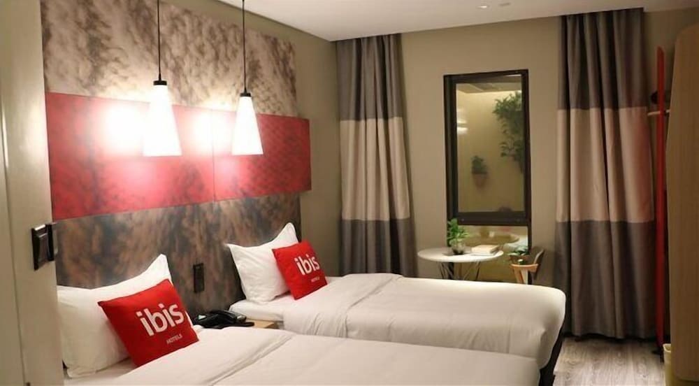 ibis Lianyungang Middle Jiefang Rd Hotel