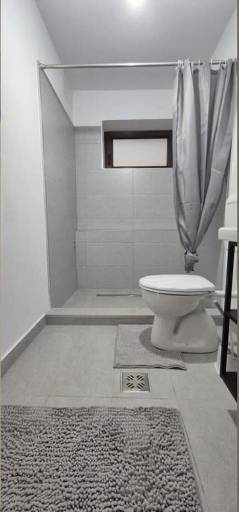 Charming 2bed Cottage in Carasova, Banat Mountains