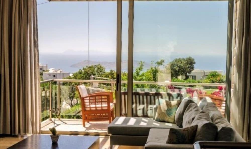 Hillside Villa Yalikavak