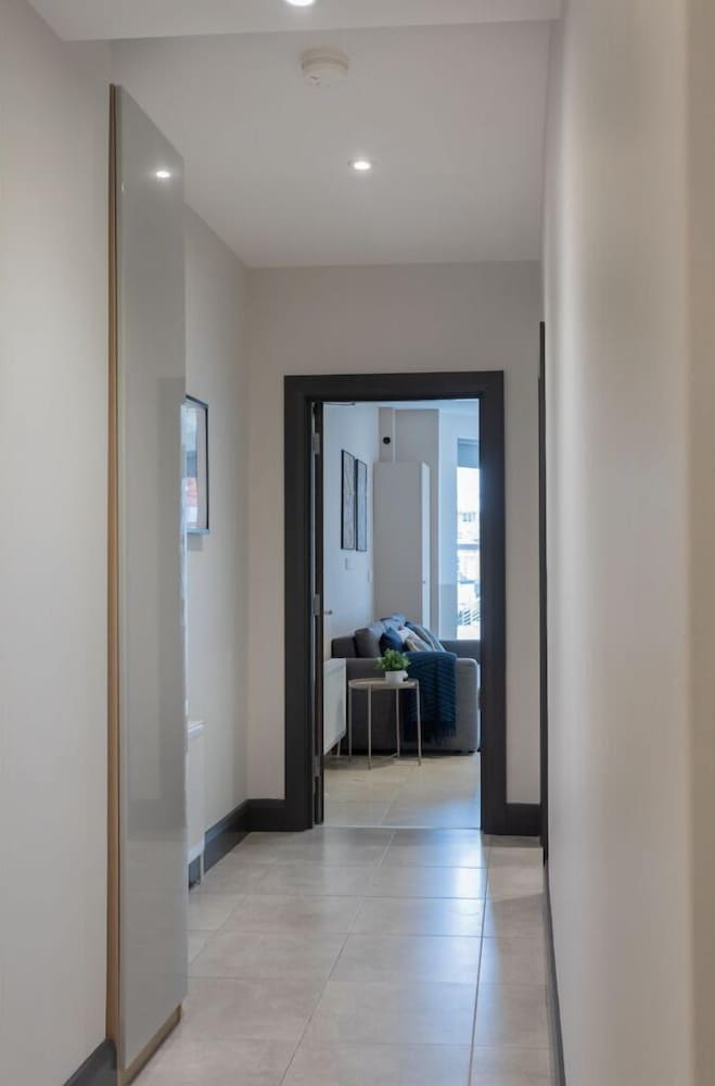 Central Belfast Apartments: 7 Camden Street
