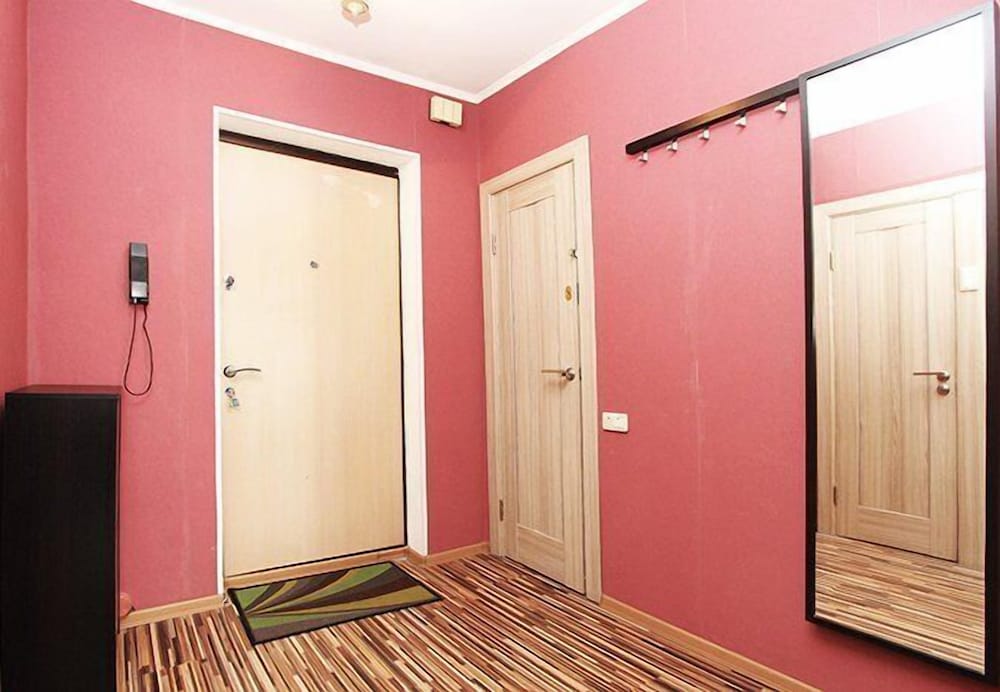 ApartLux Tretyakovskaya