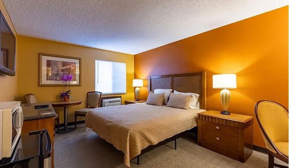 Sun Valley Suites view 4