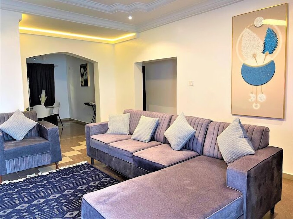 BOL APARTMENT 11