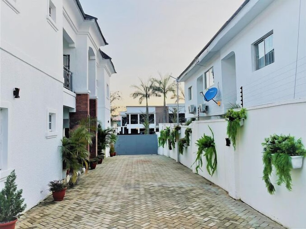 Skyview Homes