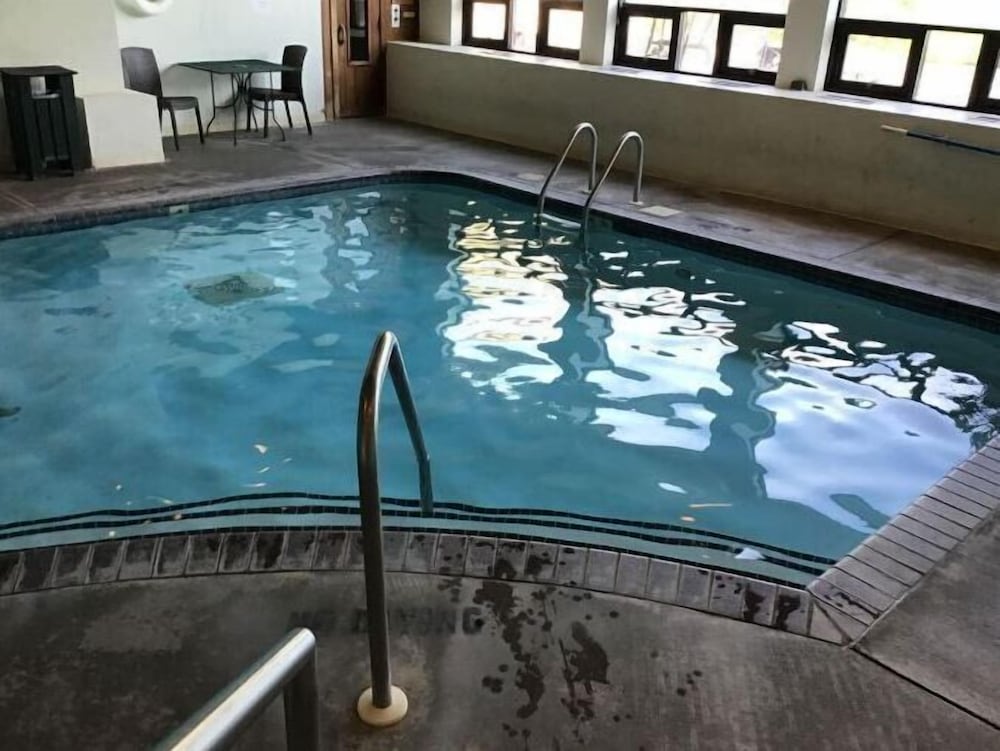 Izatys Resort