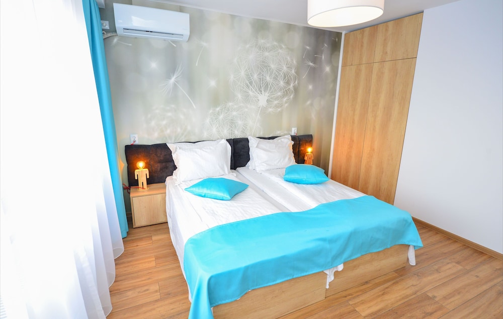 Sunshine Apartment - Cismigiu Gardens view 2