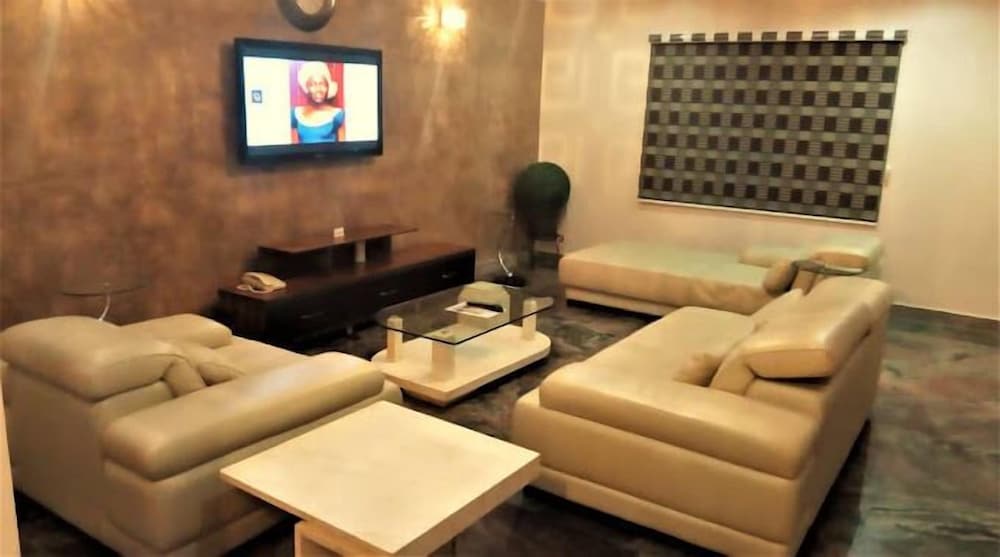 Tyga Valley Apartment