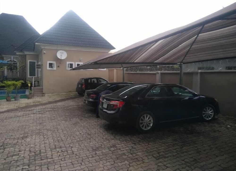 Desco Guest House 2
