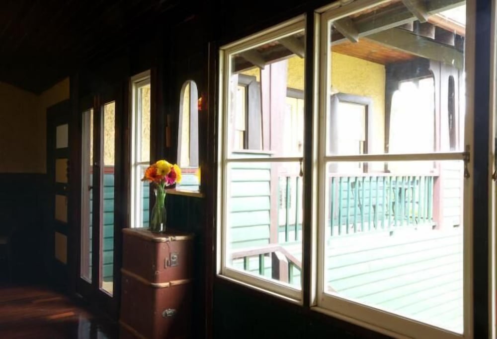 Hotel Argyles Yarra Valley - Yambacoona Homestead - Image 1