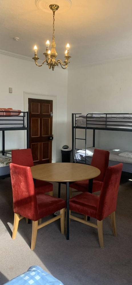 Eden Quay Lodge
