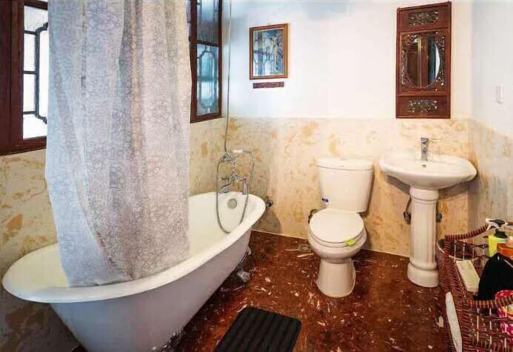 The Glanceback Garden Guest House