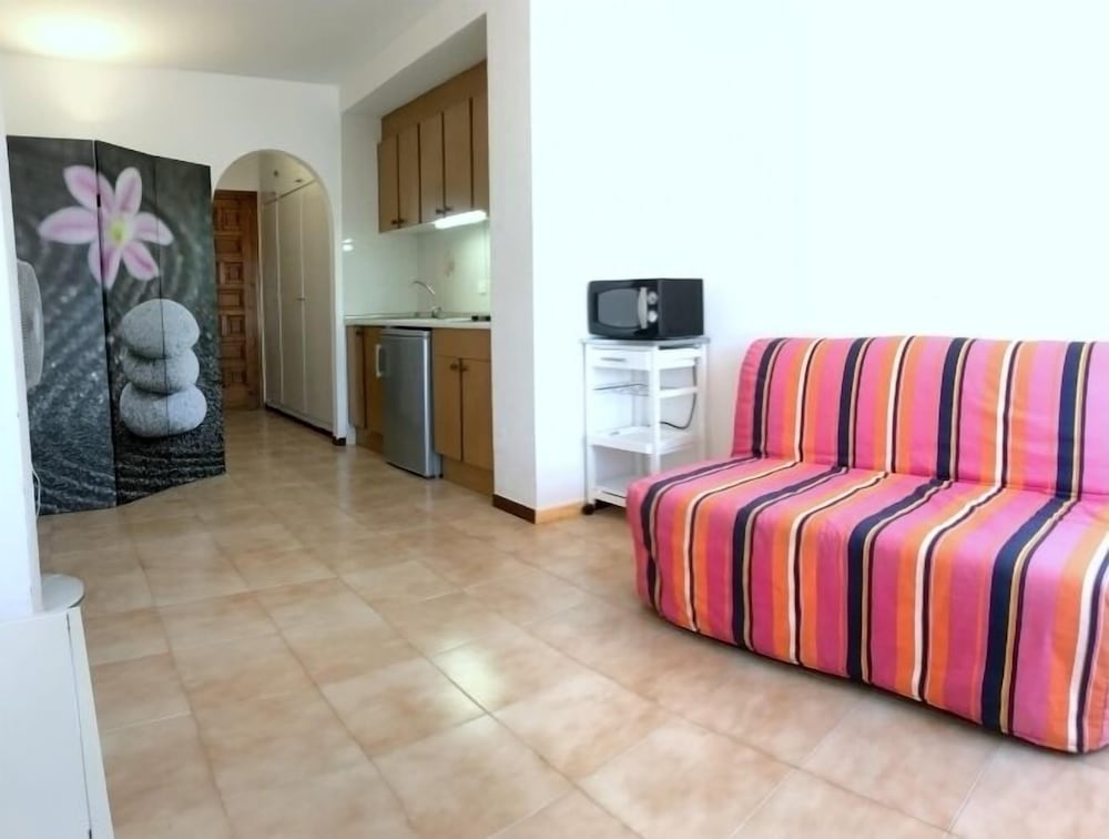Estudio Port Badia 1B view 3