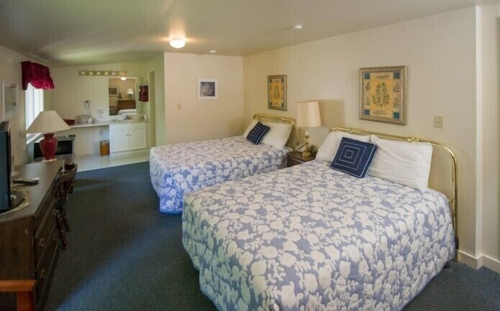 Harkness Brook Inn