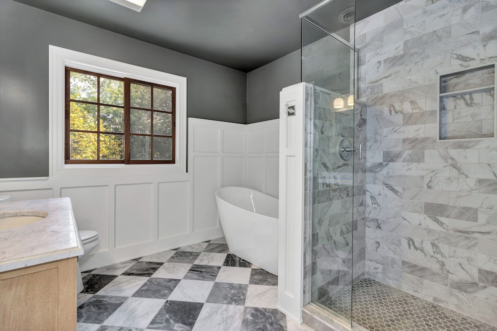 Wolf Creek House