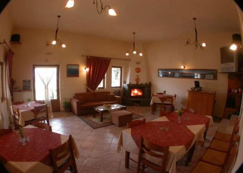 Orama Hotel
