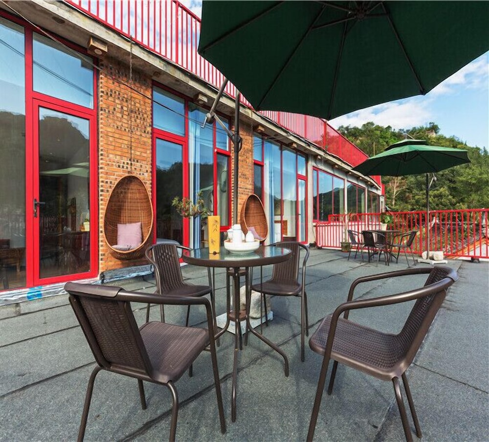 Lotus Mountain Boutique Inn