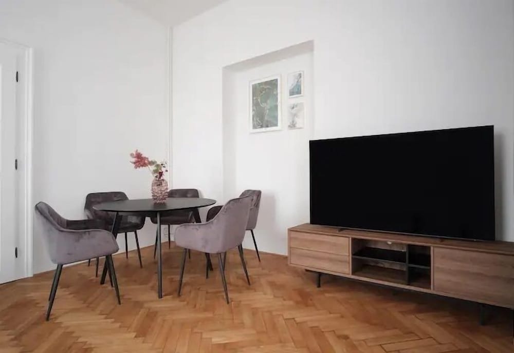 Helen Homestay Karlín Prague