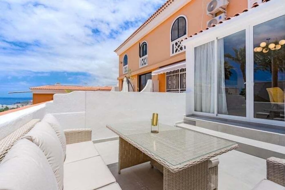 Oceanview 1 Bedroom Luxury Apartment Costa Adeje