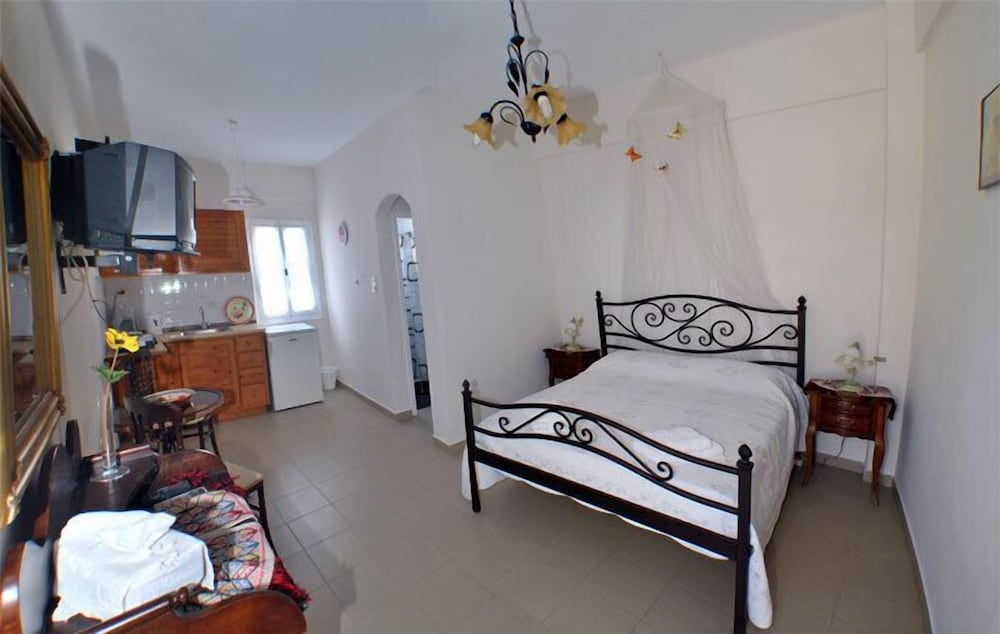 Pension Moschoula