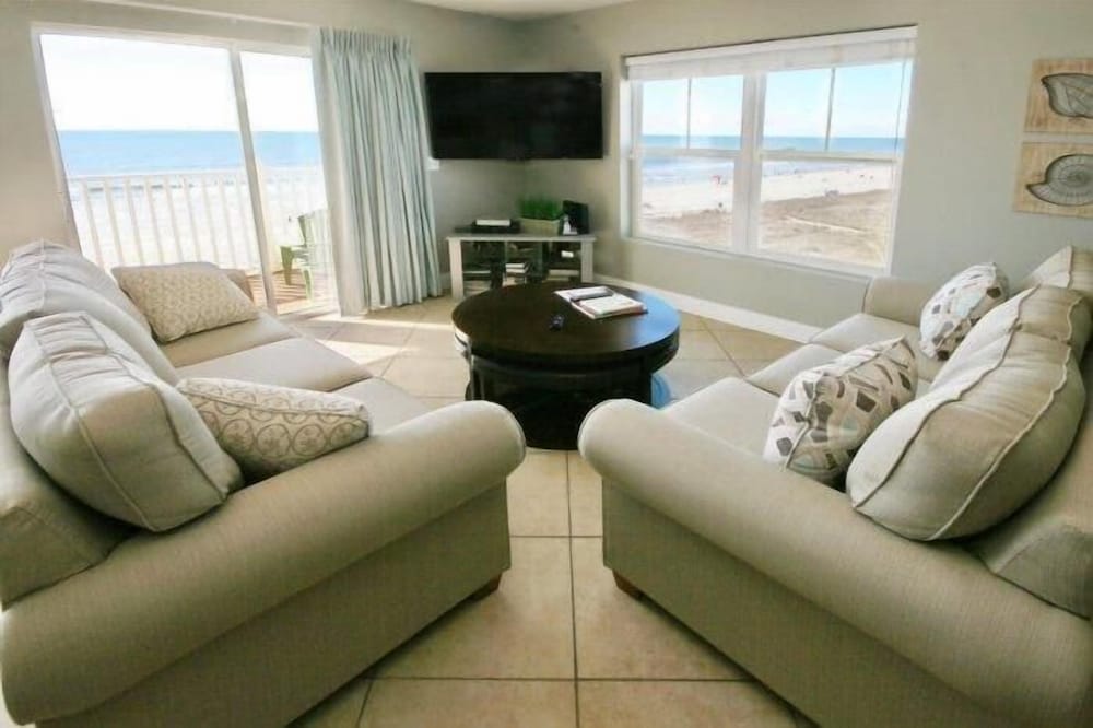 Ambassador Villas 403 Villa 7