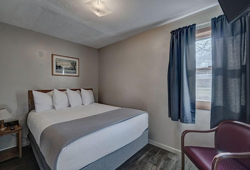 Canyon Lake Resort