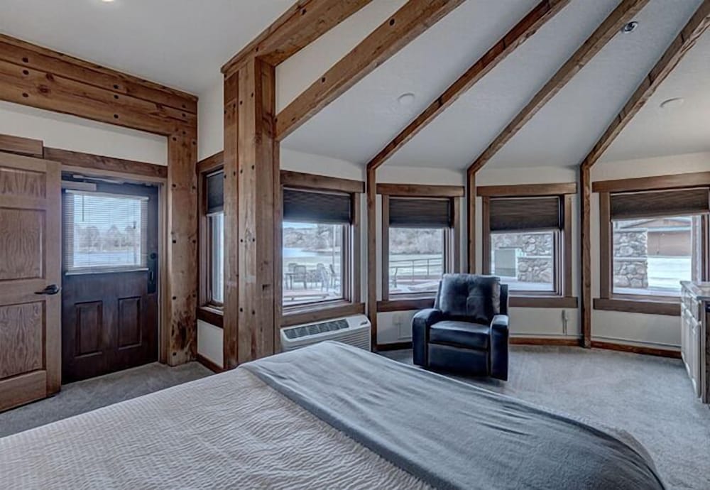 Canyon Lake Resort