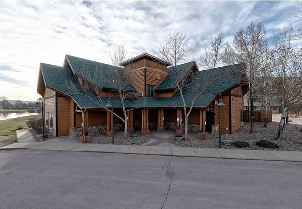 Canyon Lake Resort