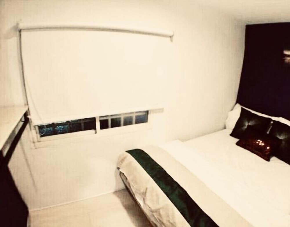 Super Star Hostel