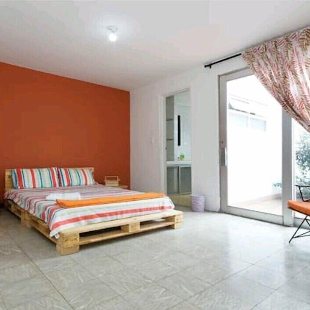 Colour House Perfect Location