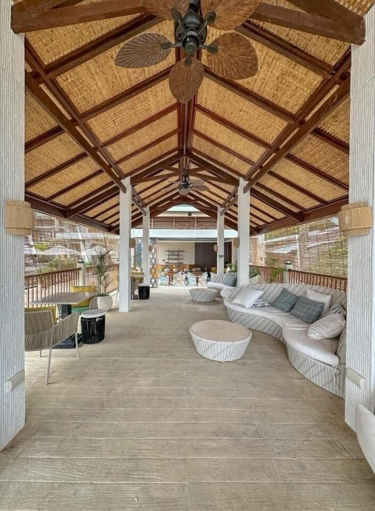 Alima ARQ Beach Resort