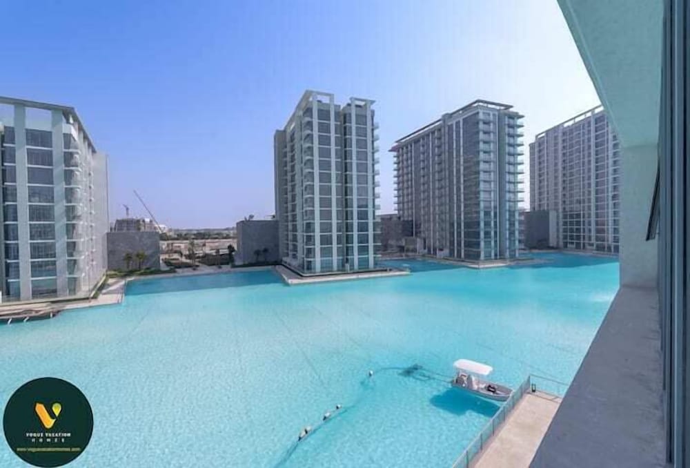 Vogue Lagoon District One Residence