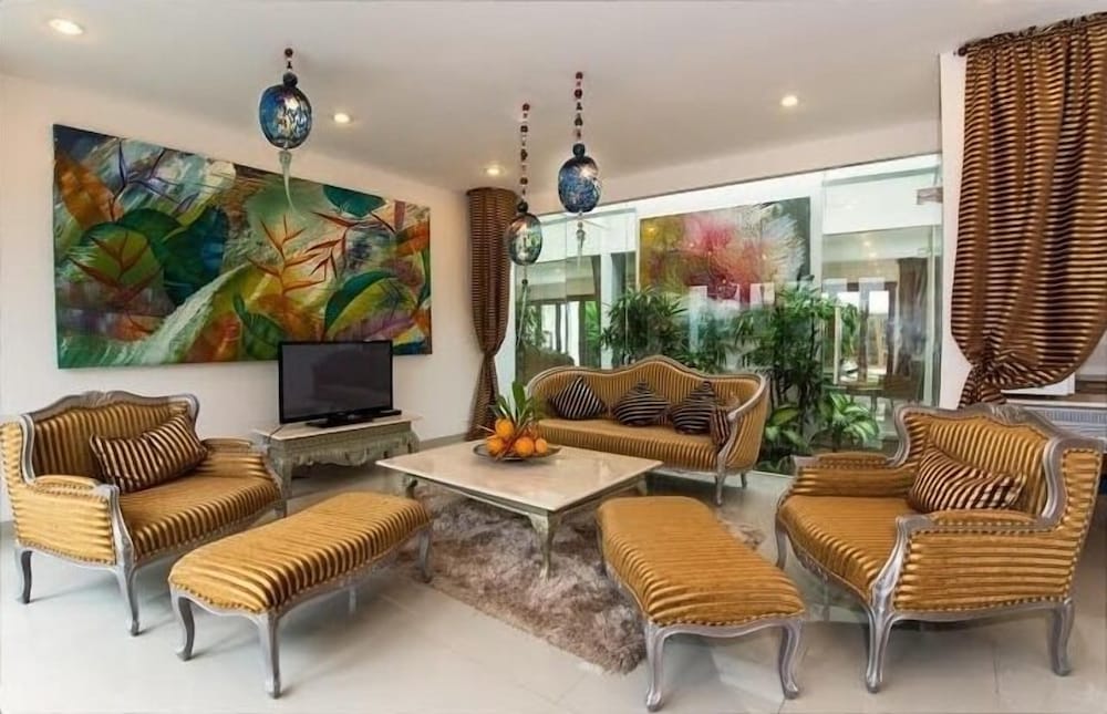 lounge