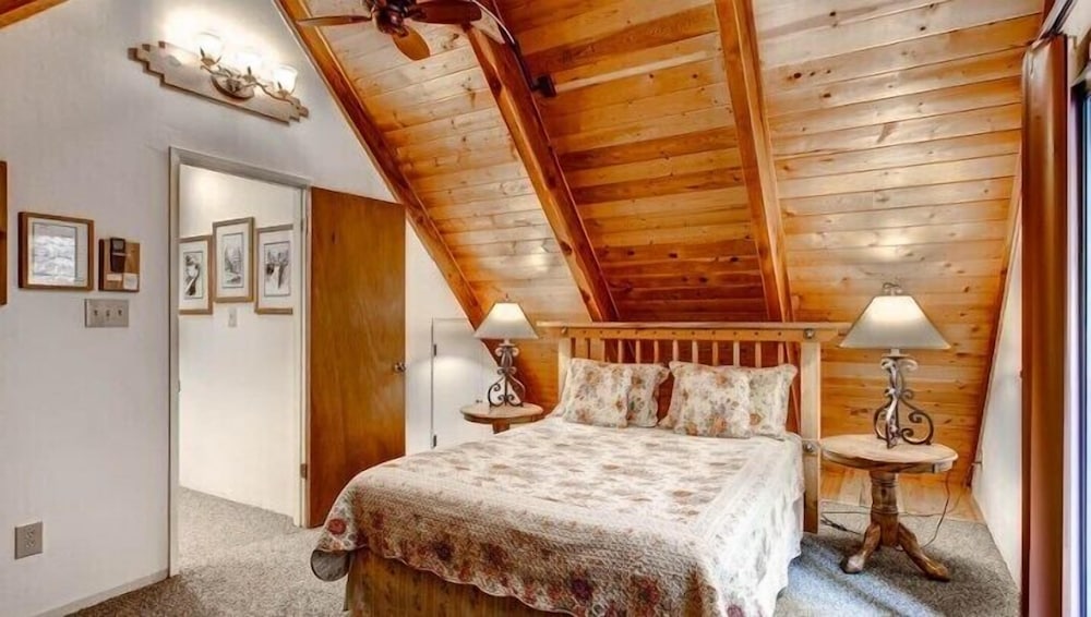 Scenic Wonders Clark Cabin 3 Bedrooms view 5