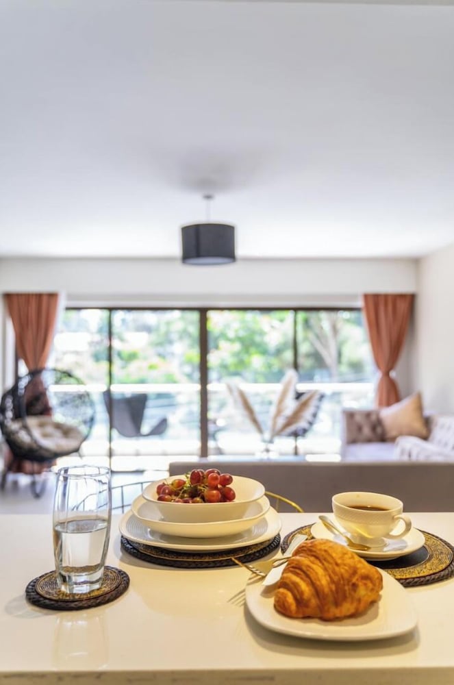 Loocid Apartments at Escada