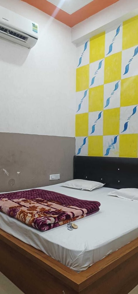 Satvika Guest House
