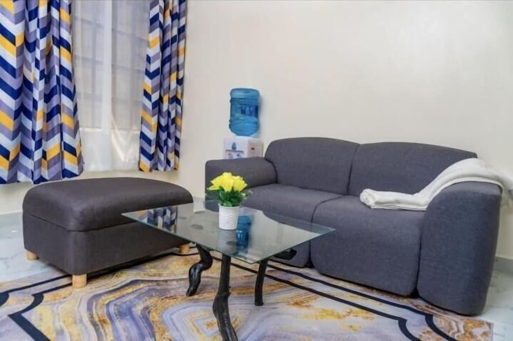 Lux Suites Carsons Nest Narok