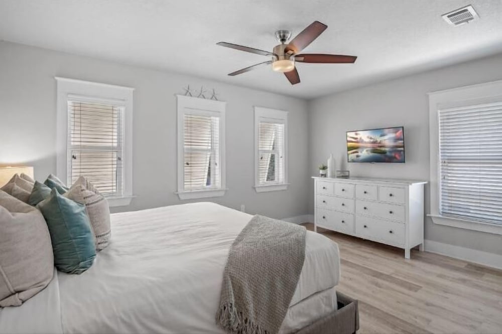 4BR Seacrest Beach Home w/ Pool, Free Tram Service + Attraction Tickets!