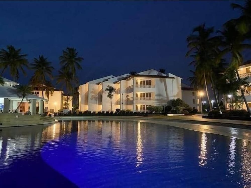 Hotel Maremares By Buddha Bar Beach
