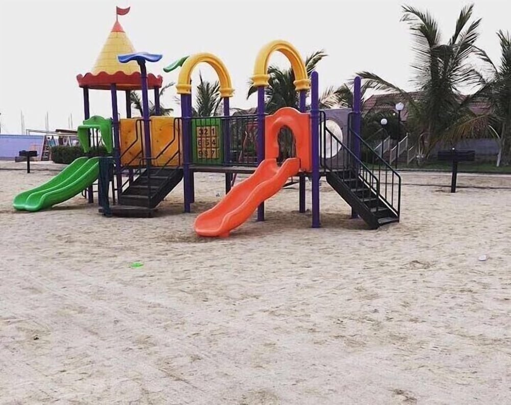 Hotel & Resort Golden Marina Yanbu فندق ومنتجع جولدن مارينا ينبع إدارة وتشغيل شركة منتجع المرسى الذهبي