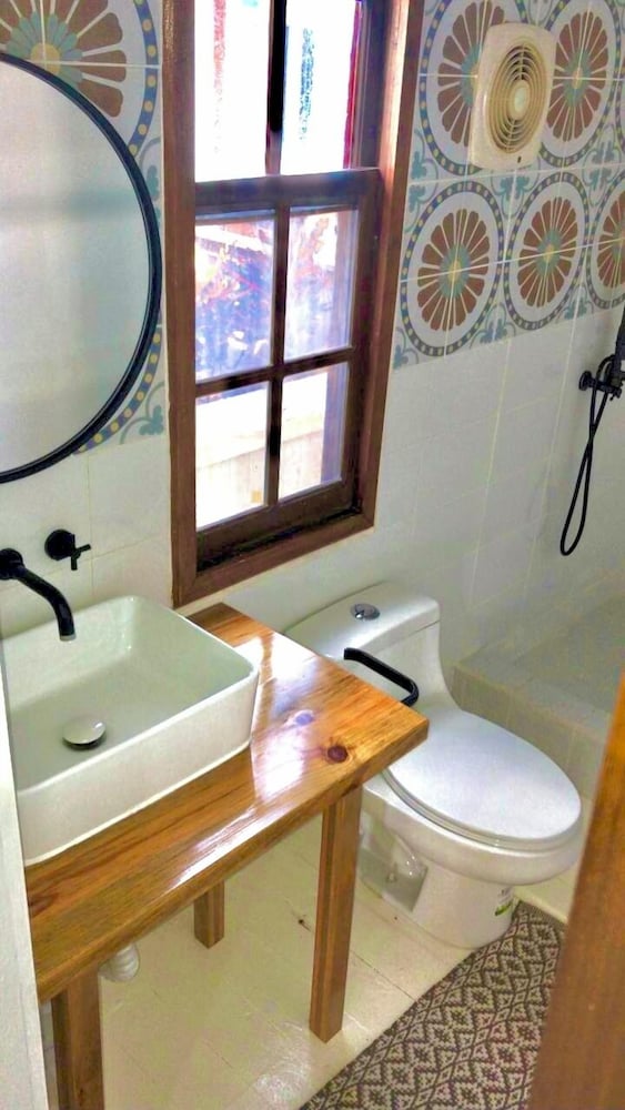 Utila Seabreeze Vacation Apartments