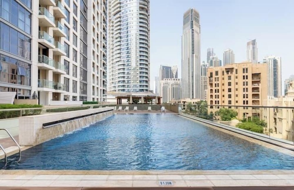 Vogue Downtown near Dubai Mall & Burj