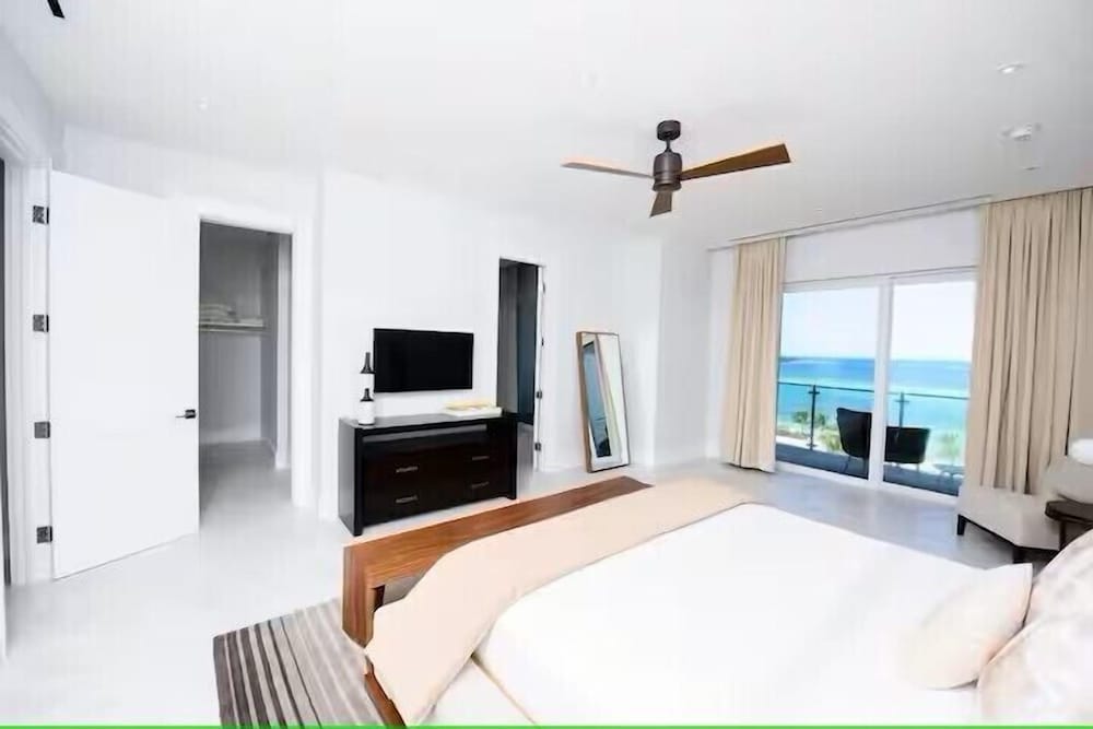 One Cable Beach