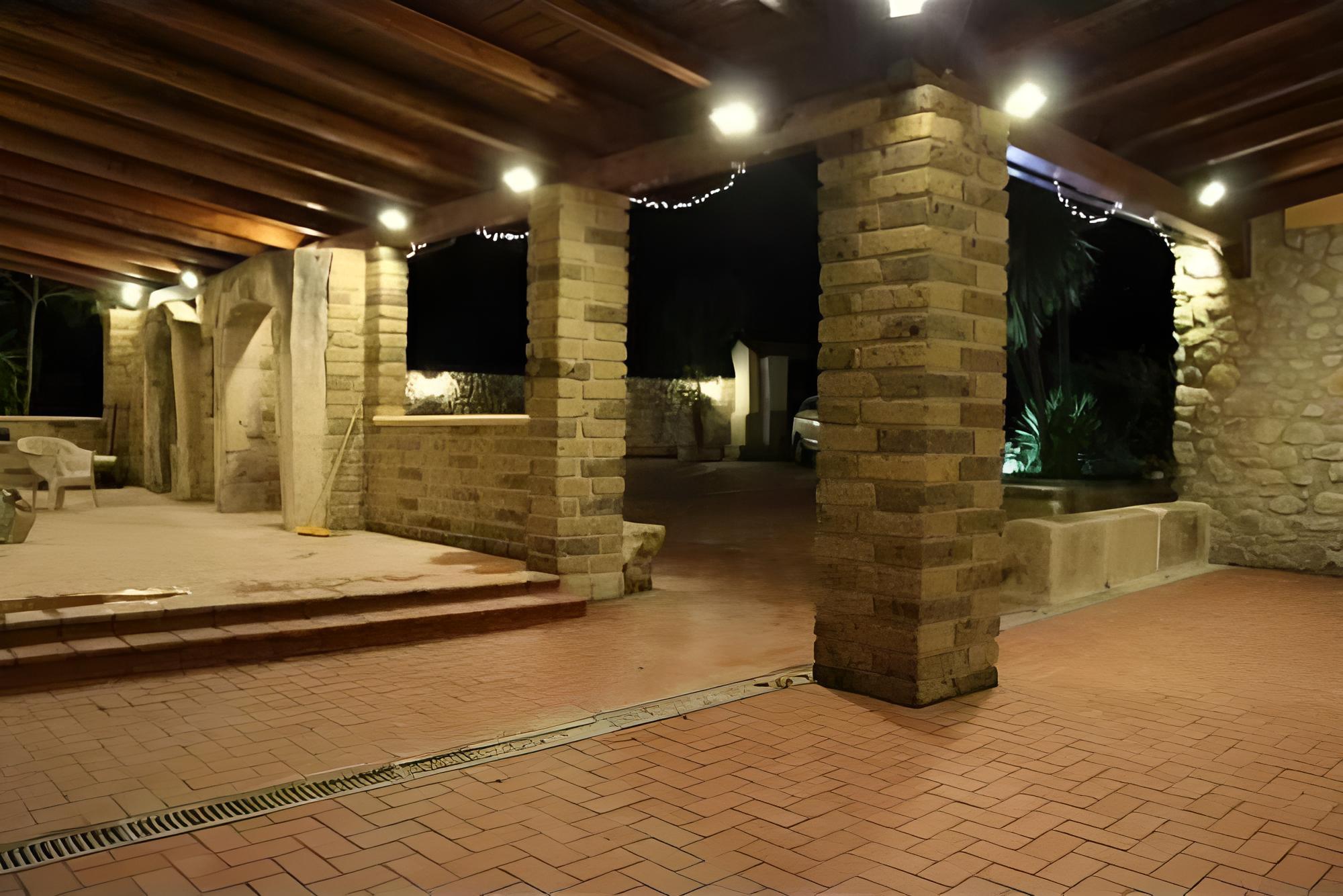 Photo 17