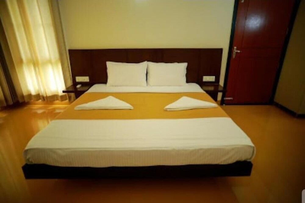 Lake Vechoor Villas By BRDGE HOSPITALITY