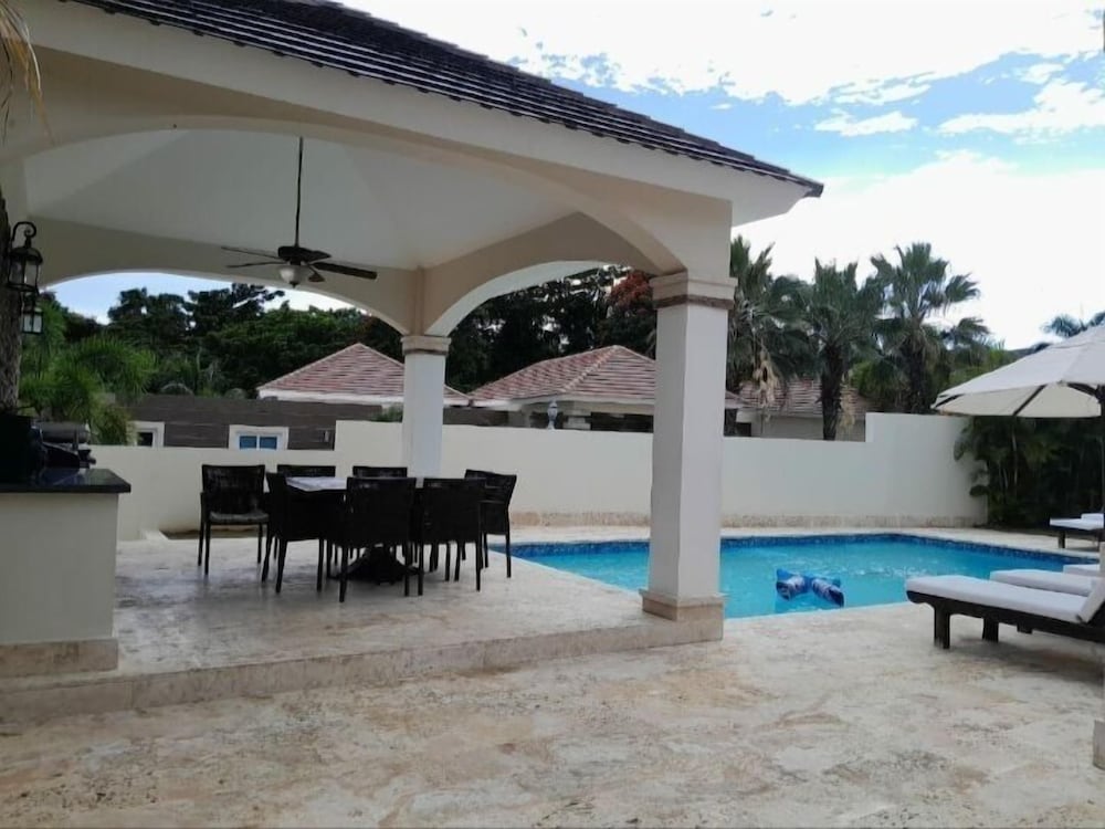 Lifestyle Tropical Stays