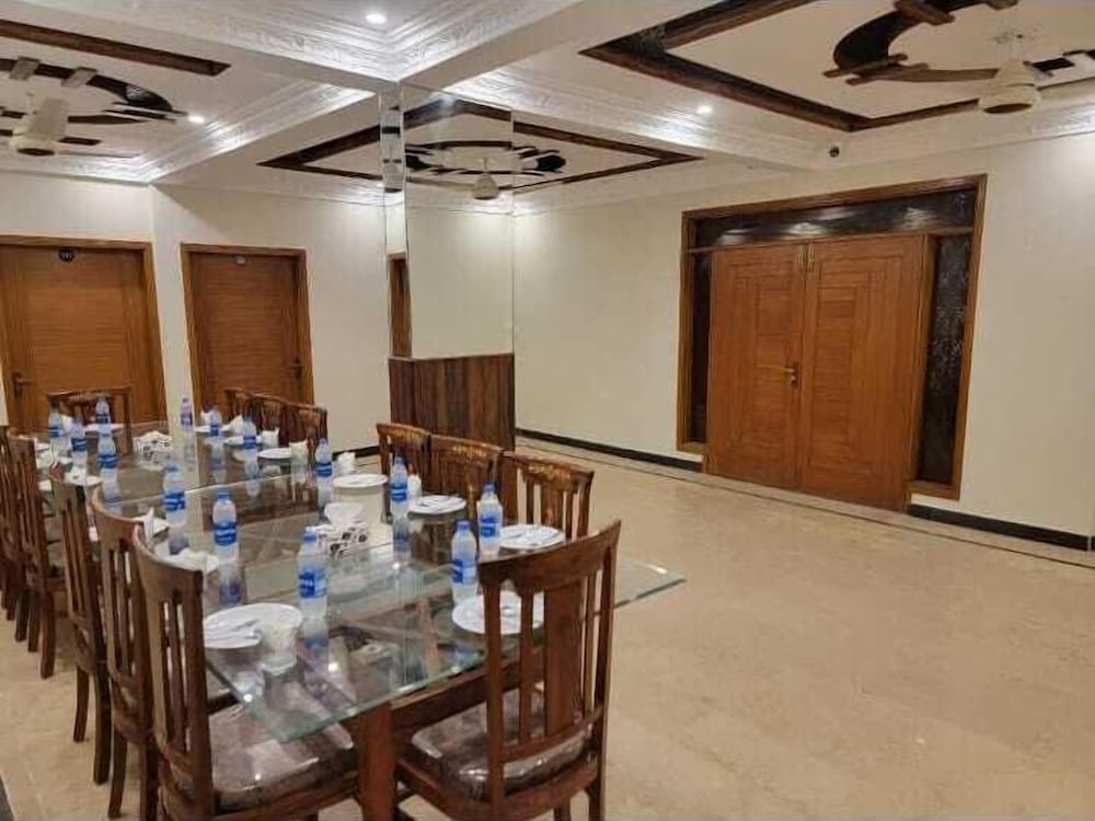 Karachi Motel view 5