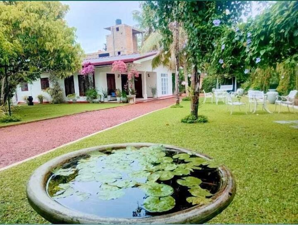 Velapura River Garden