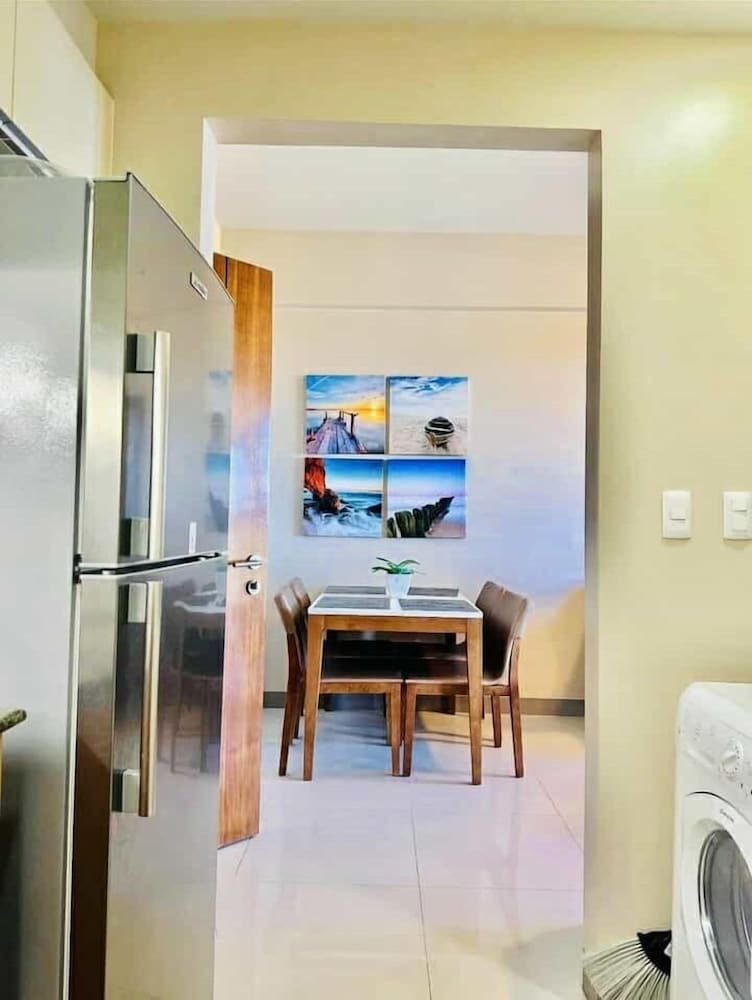 1br condo at mactan near the baech
