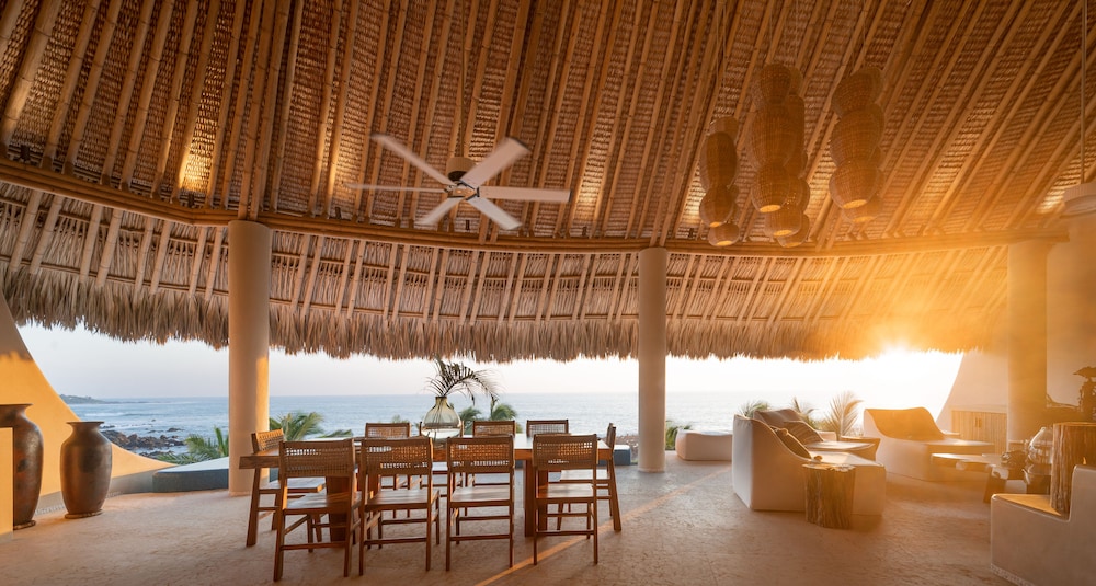 Punta Majahua Condos