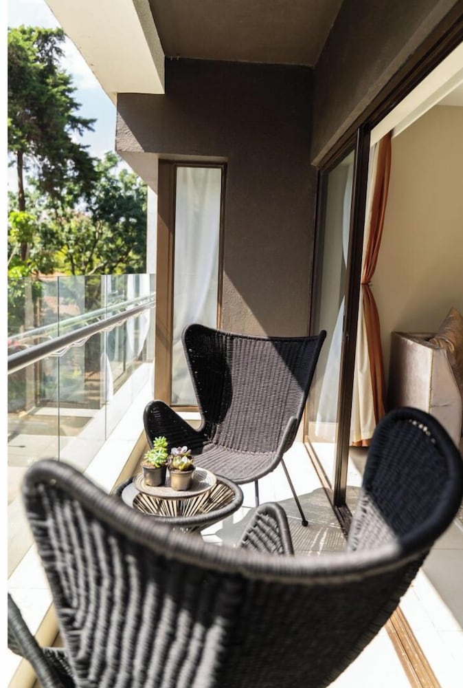 Loocid Apartments at Escada